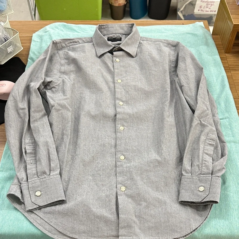 Banana Republic Men's Casual Button Down Shirts - bundle of 7 shirts